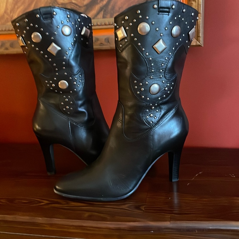 Matisse studded boots